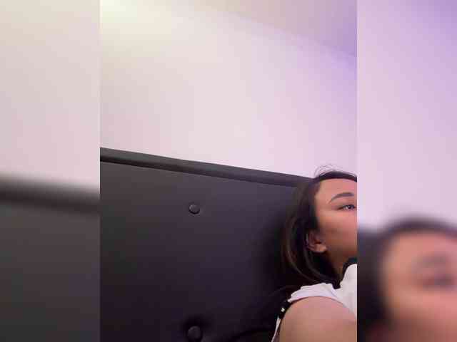 RozyElle webcam