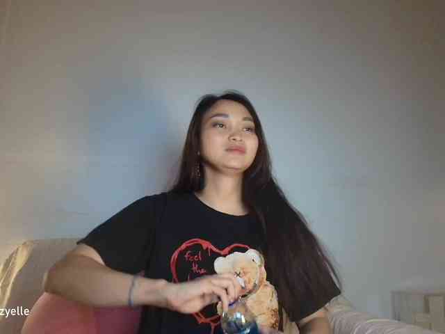 RozyElle webcam