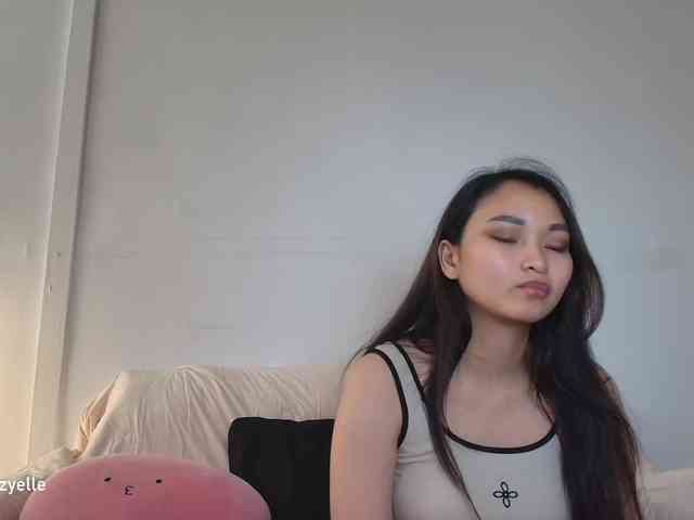 RozyElle webcam