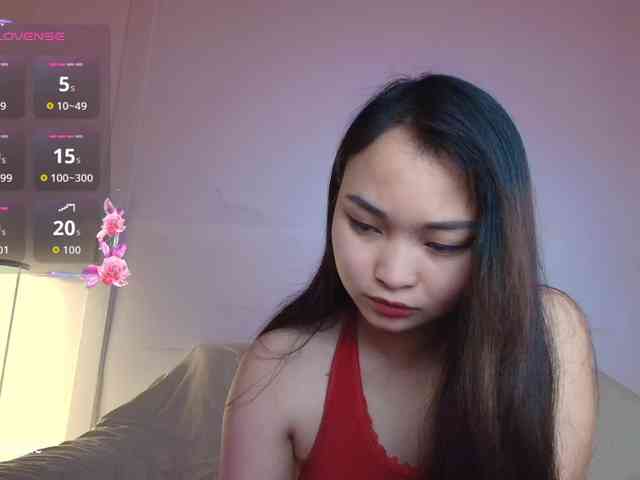 RozyElle webcam