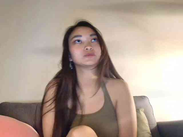 RozyElle webcam