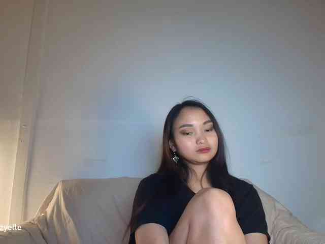 RozyElle webcam