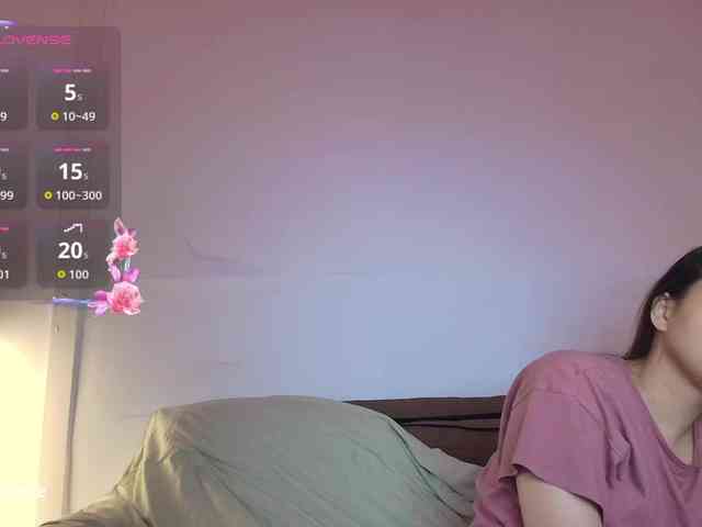 RozyElle webcam