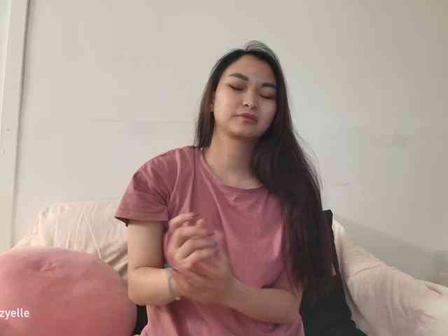 RozyElle webcam