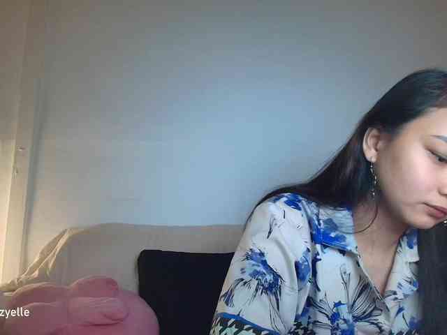 RozyElle webcam
