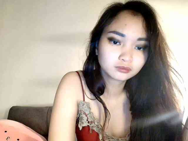 RozyElle webcam