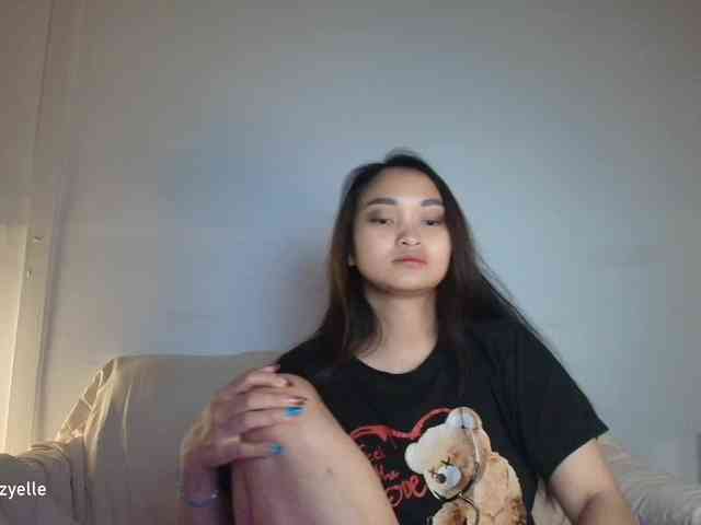 RozyElle webcam