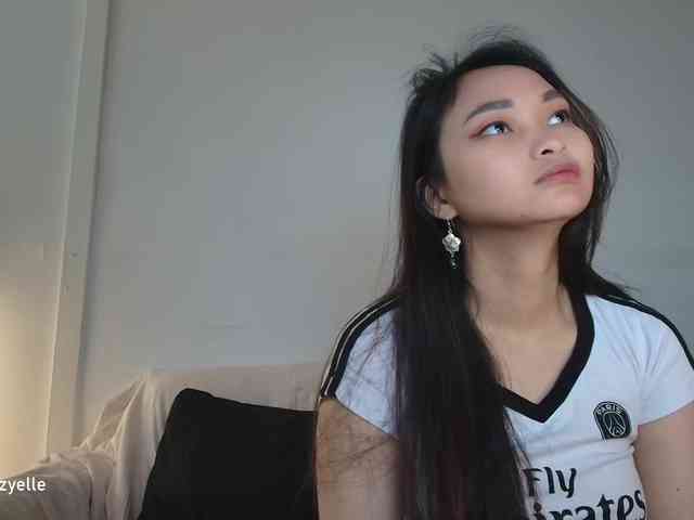 RozyElle webcam
