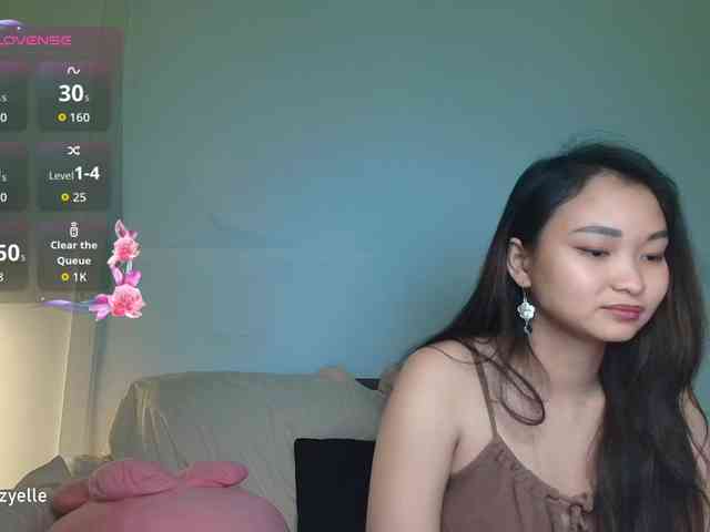 RozyElle webcam