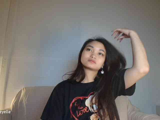 RozyElle webcam
