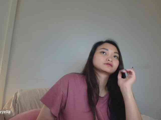 RozyElle webcam
