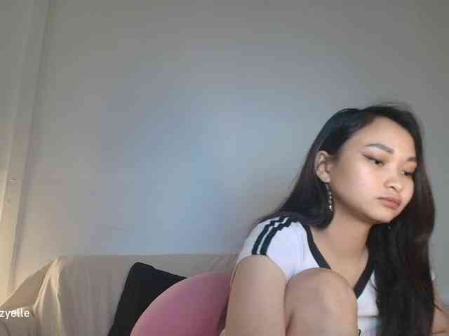 RozyElle webcam