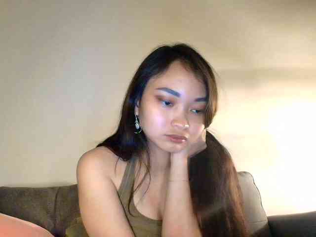 RozyElle webcam