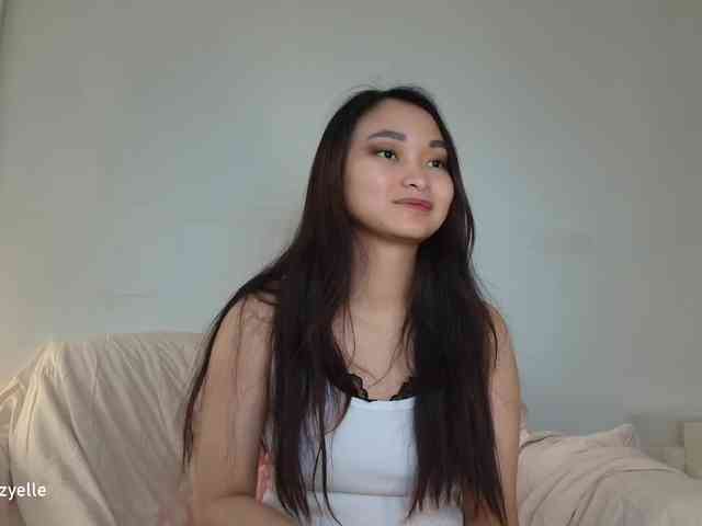 RozyElle webcam