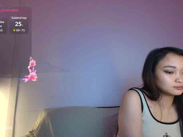 RozyElle webcam