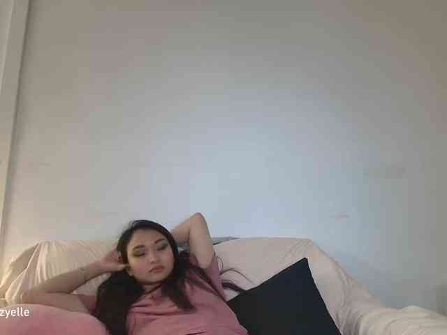 RozyElle webcam