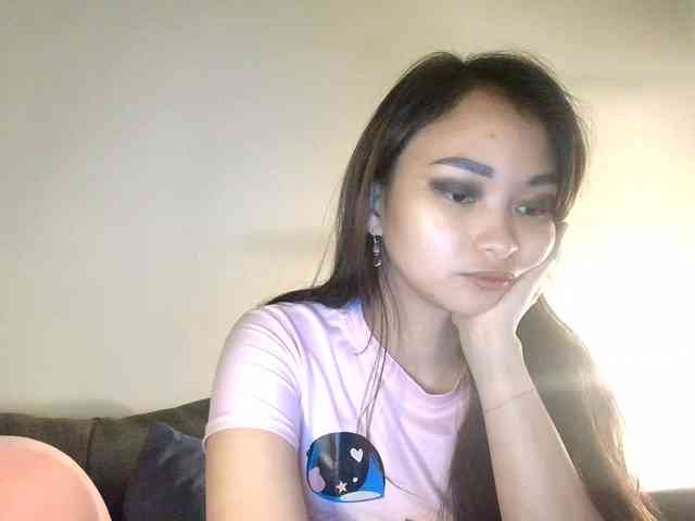 RozyElle webcam