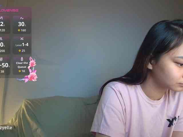 RozyElle webcam