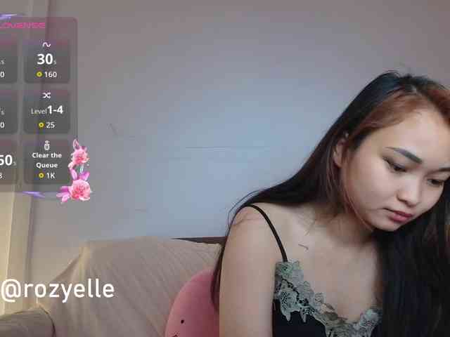 RozyElle webcam
