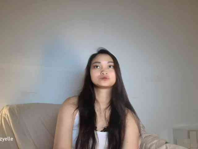 RozyElle webcam