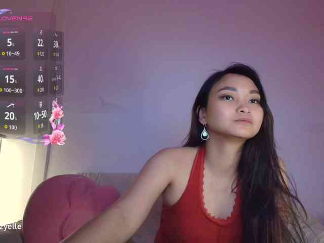 RozyElle webcam