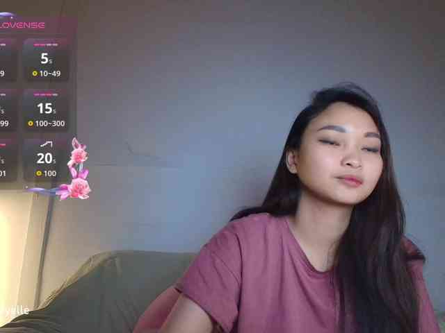 RozyElle webcam