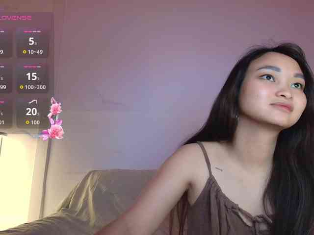 RozyElle webcam