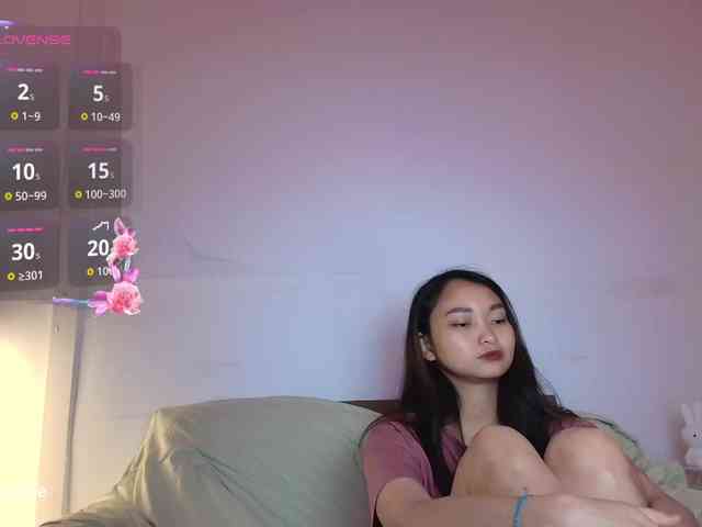 RozyElle webcam