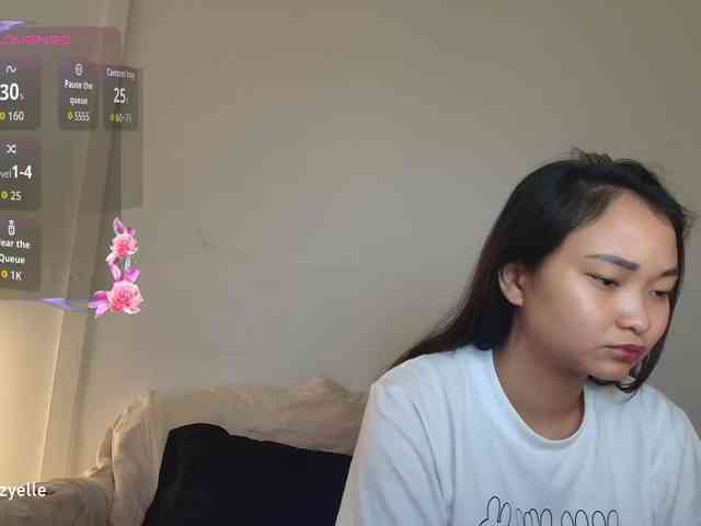 RozyElle webcam