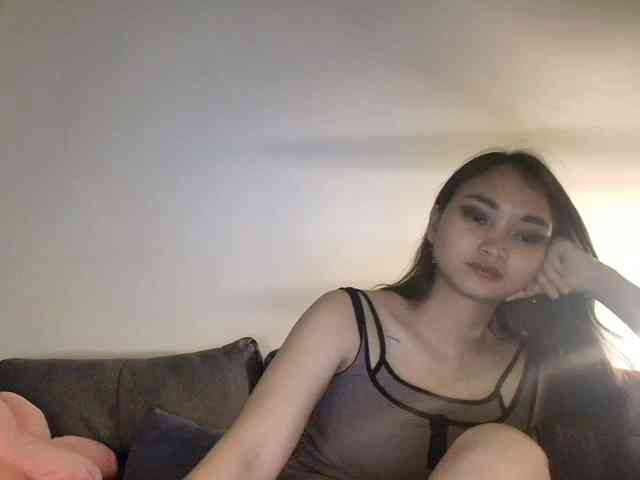RozyElle webcam