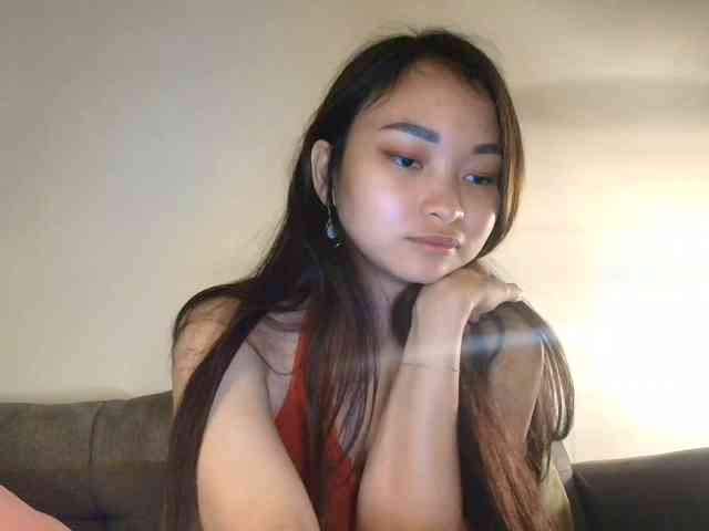 RozyElle webcam