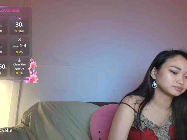 RozyElle webcam