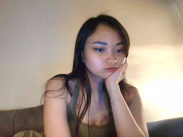 RozyElle webcam