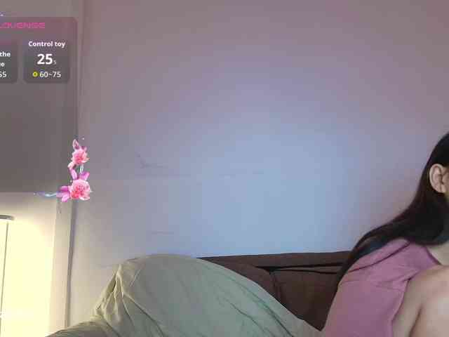RozyElle webcam