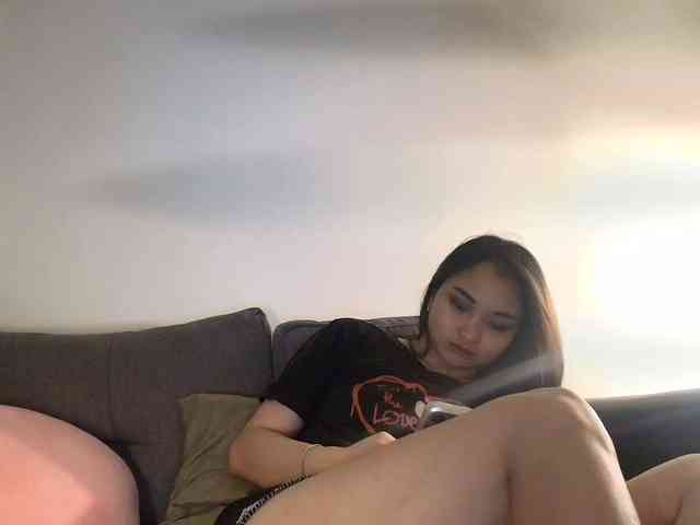 RozyElle webcam