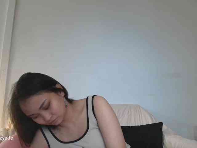 RozyElle webcam
