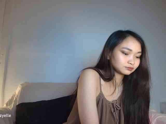 RozyElle webcam