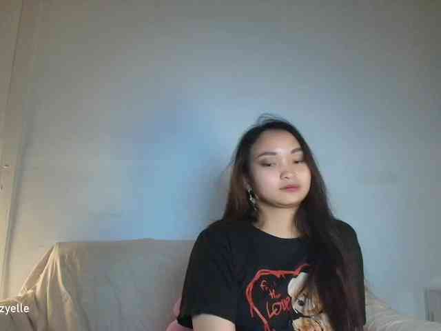 RozyElle webcam