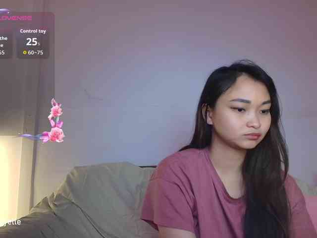 RozyElle webcam