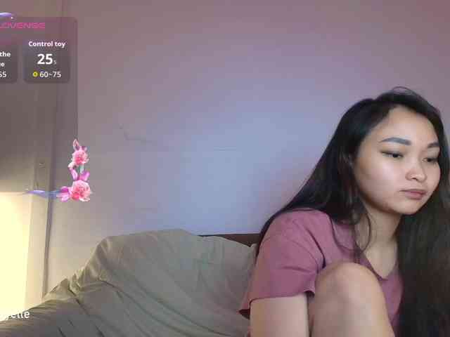 RozyElle webcam