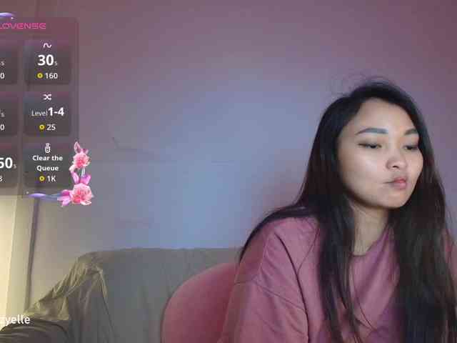 RozyElle webcam