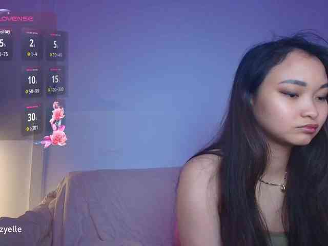 RozyElle webcam