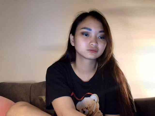 RozyElle webcam