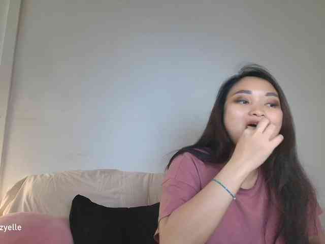 RozyElle webcam