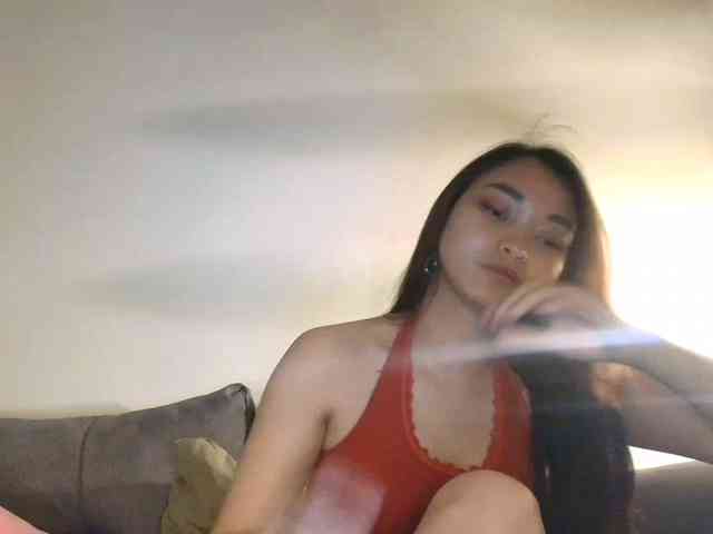 RozyElle webcam