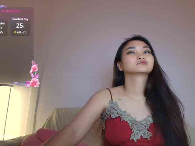 RozyElle webcam