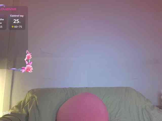 RozyElle webcam