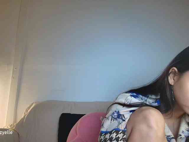 RozyElle webcam