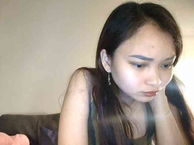 RozyElle webcam