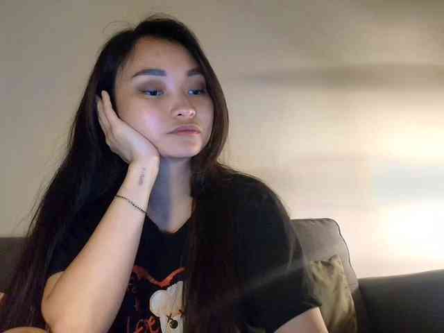 RozyElle webcam